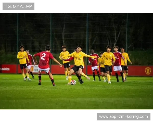 曼联携手美国投资方开启海外训练营新篇章，足球梦想走向全球